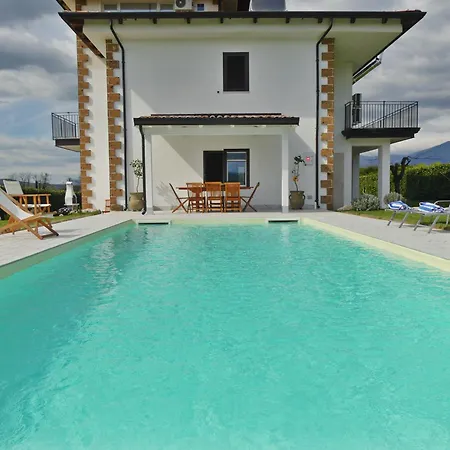 Mariarosaria Luxury Dimora & Private Pool *